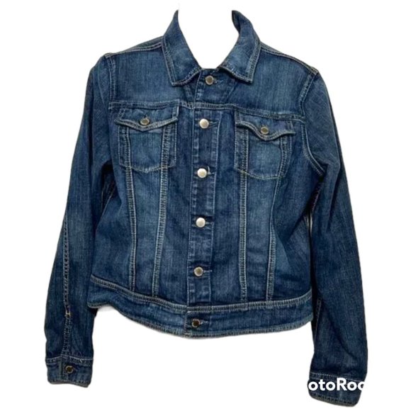 Express Jackets & Blazers - EXPRESS Classic Medium Wash Denim Trucker Jacket SIZE LARGE